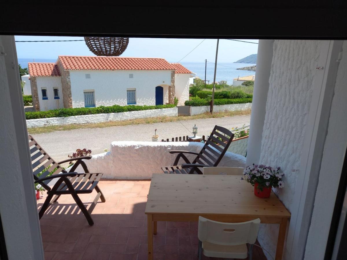 Apartament Port De La Selva El Port De La Selva Bagian luar foto
